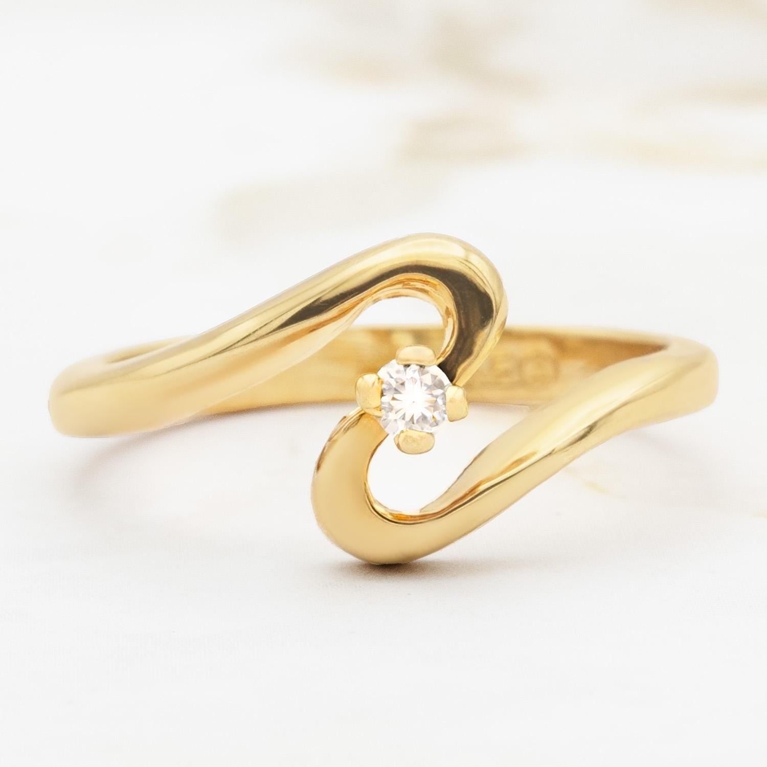 Vintage 1980s Cubic Zirconia Solitaire Ring - 18k Yellow Gold Electroplated - Made in USA jewelry image 1