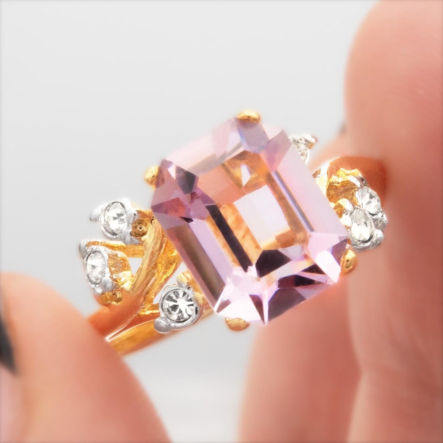 Vintage 1980s Light Amethyst Austrian Crystal Ring - 18k Gold Electroplated jewelry image 1