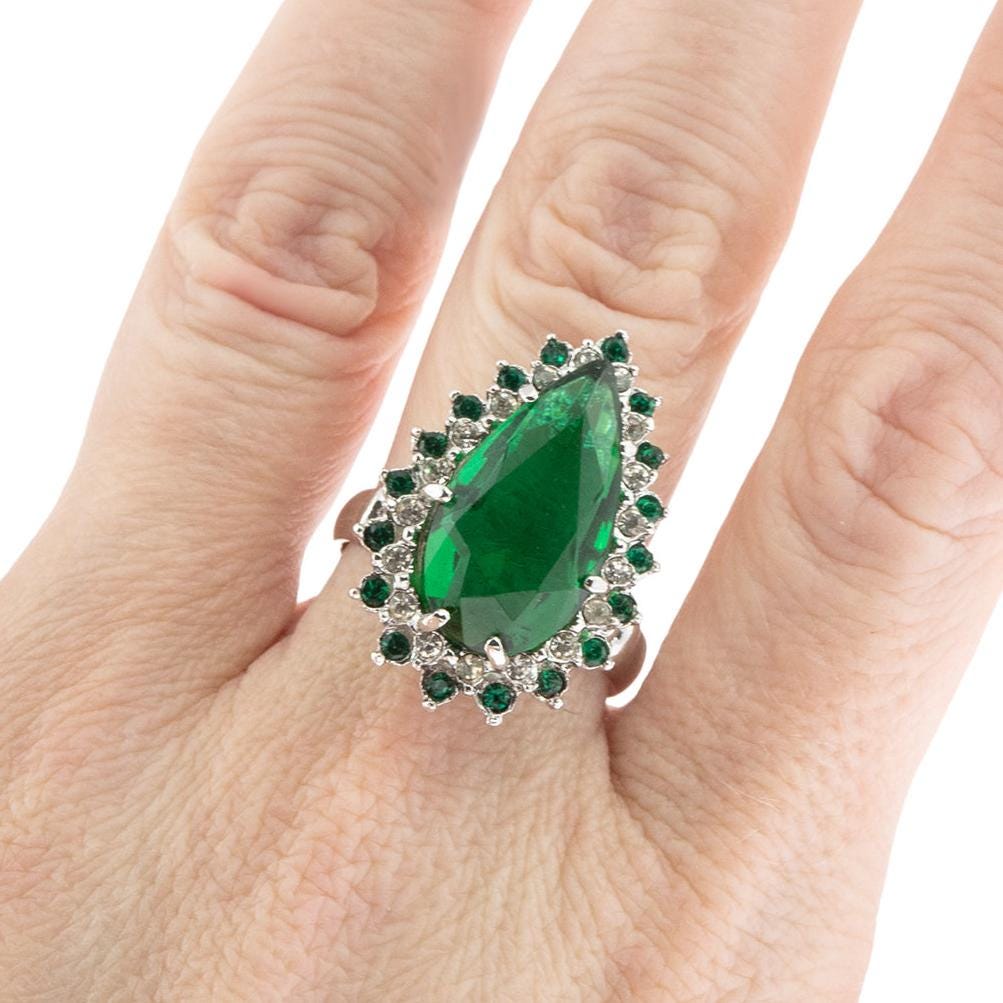 Victorian Style Emerald Green Austrian Crystal Cocktail Ring – 18k Gold Electroplated #R212 jewelry image 1