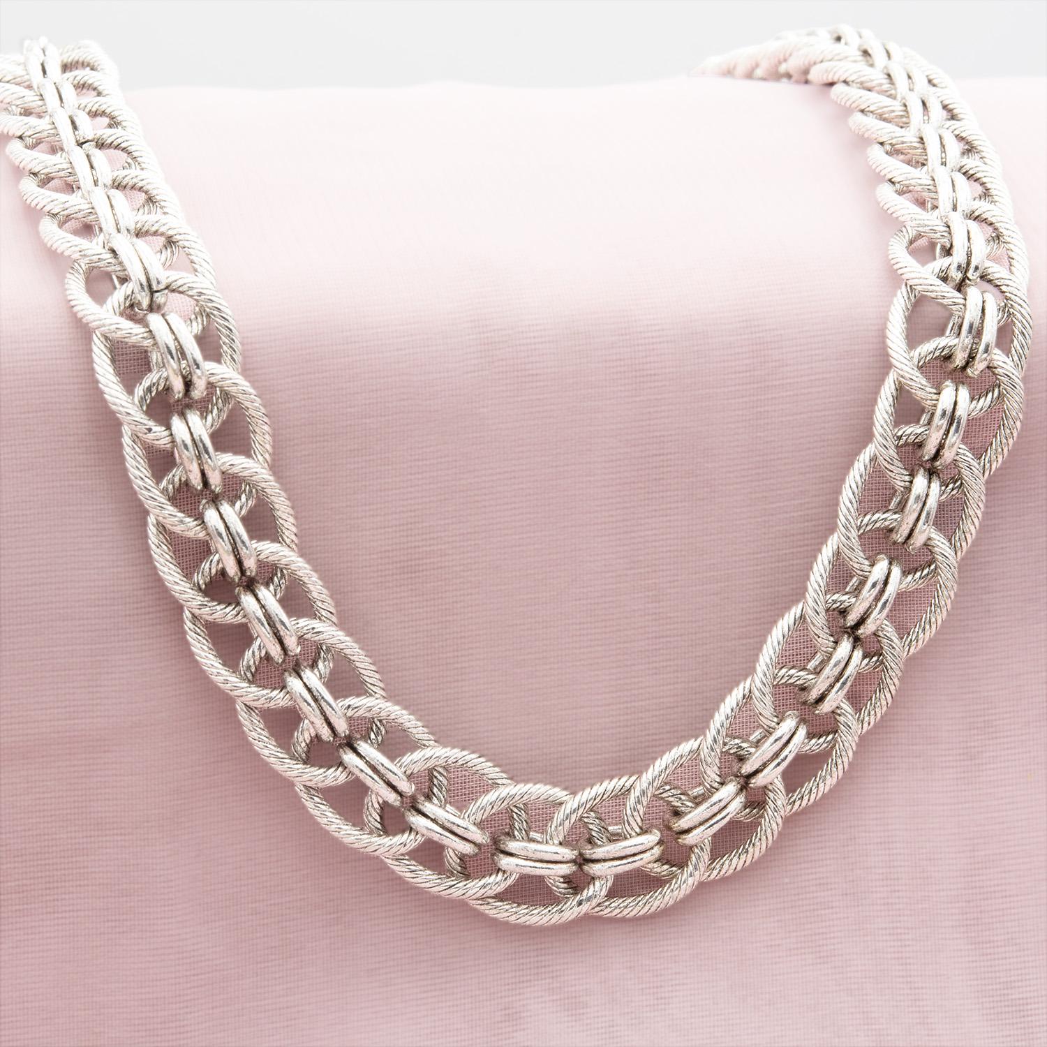 Vintage Oscar De La Renta White Gold Plated Link Chain Necklace 17 Inch jewelry image 1