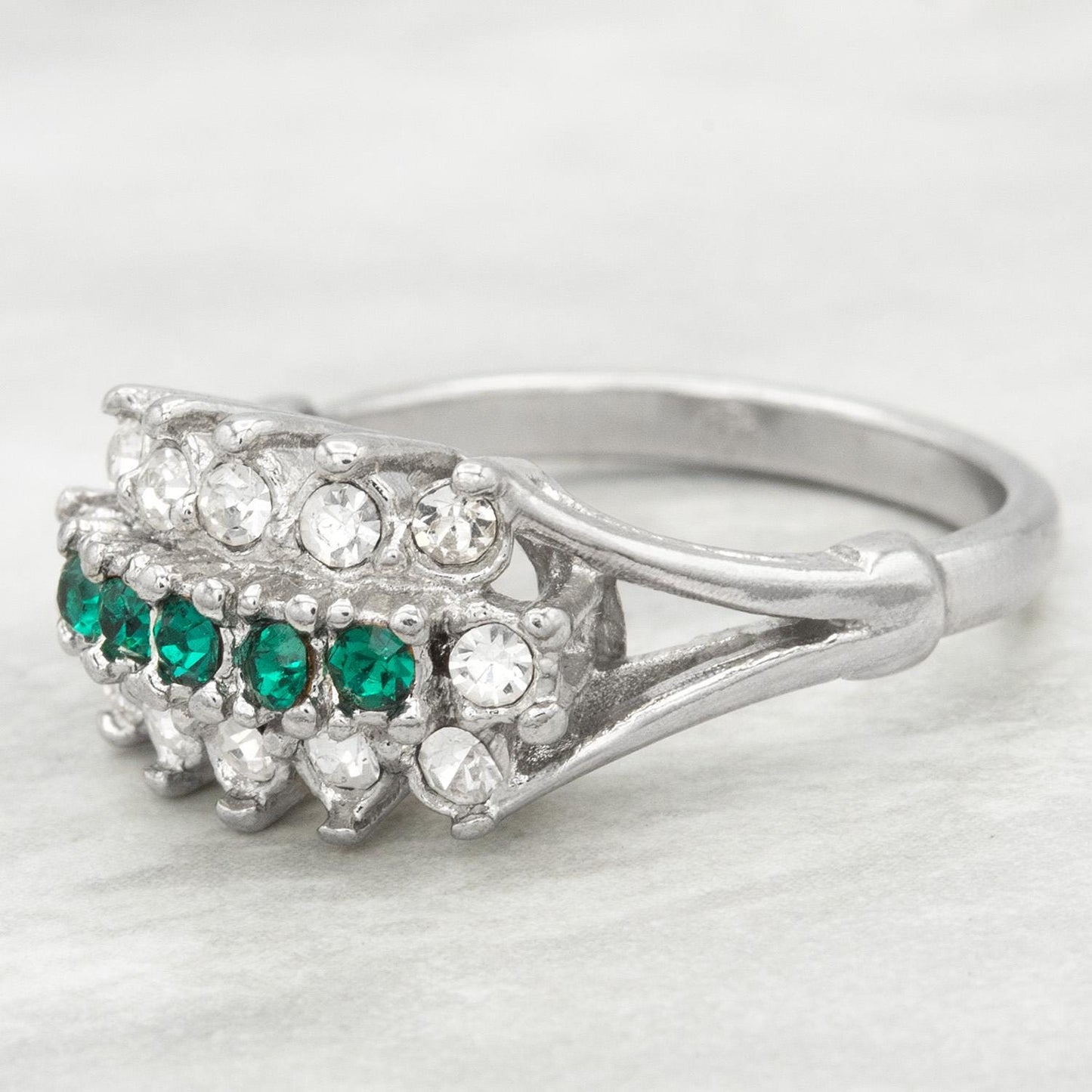 Vintage Austrian Crystal Cocktail Ring - Emerald Green & Clear Crystals - 18k White Gold Electroplated jewelry image 1