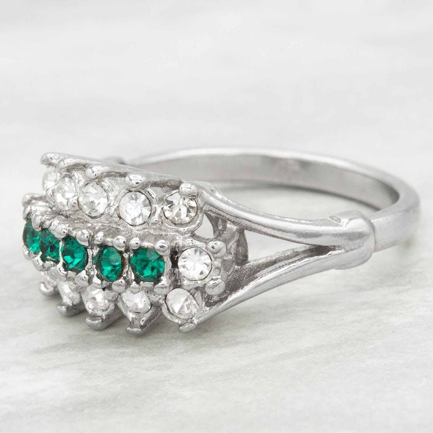 Vintage Austrian Crystal Cocktail Ring - Emerald Green & Clear Crystals - 18k White Gold Electroplated jewelry image 1