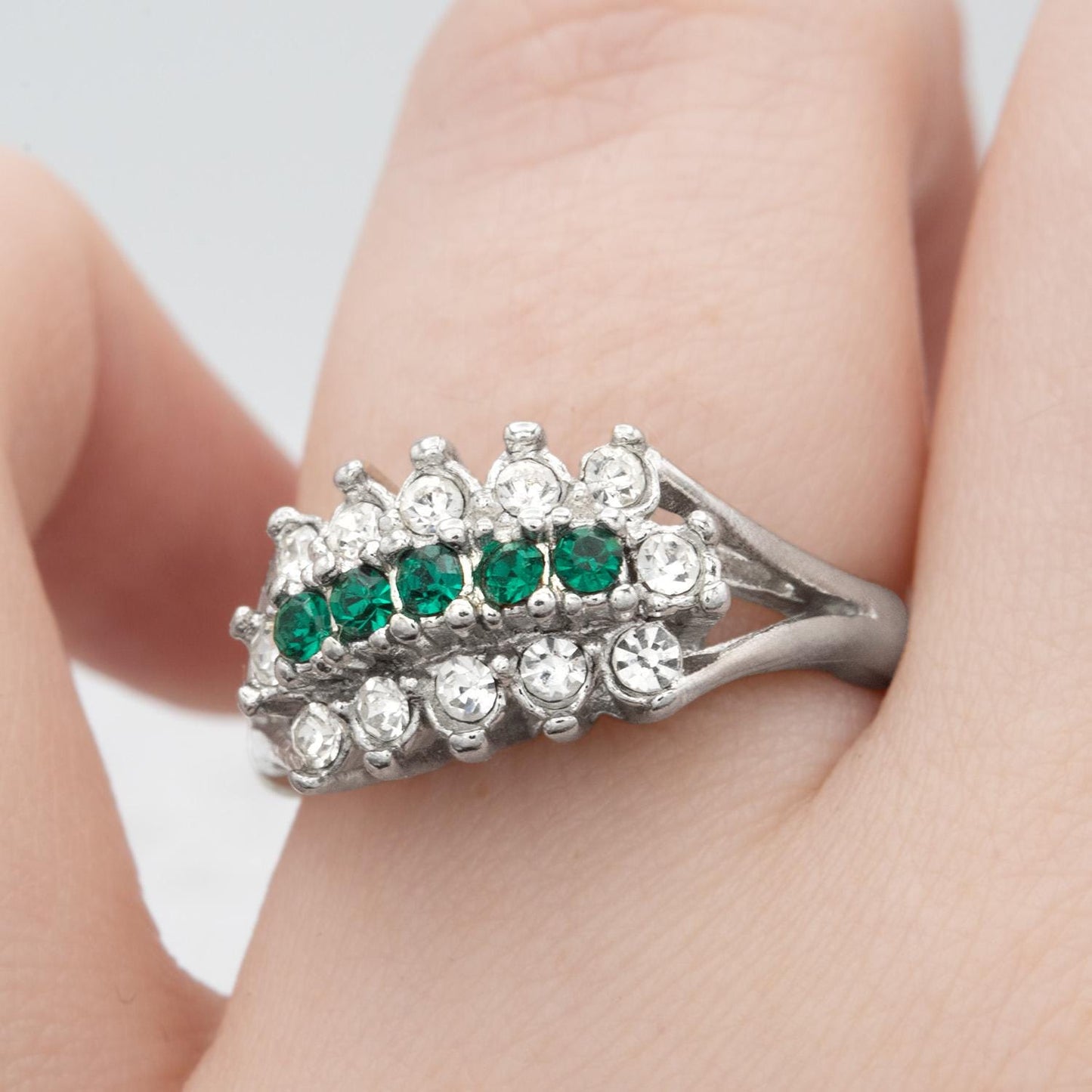 Vintage Austrian Crystal Cocktail Ring - Emerald Green & Clear Crystals - 18k White Gold Electroplated jewelry image 1