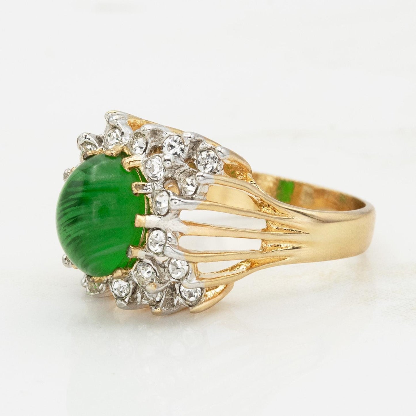 Vintage Emerald Green Crystal Cabochon & Clear Austrian Crystal Ring – 18kt Yellow Gold Electroplate jewelry image 1