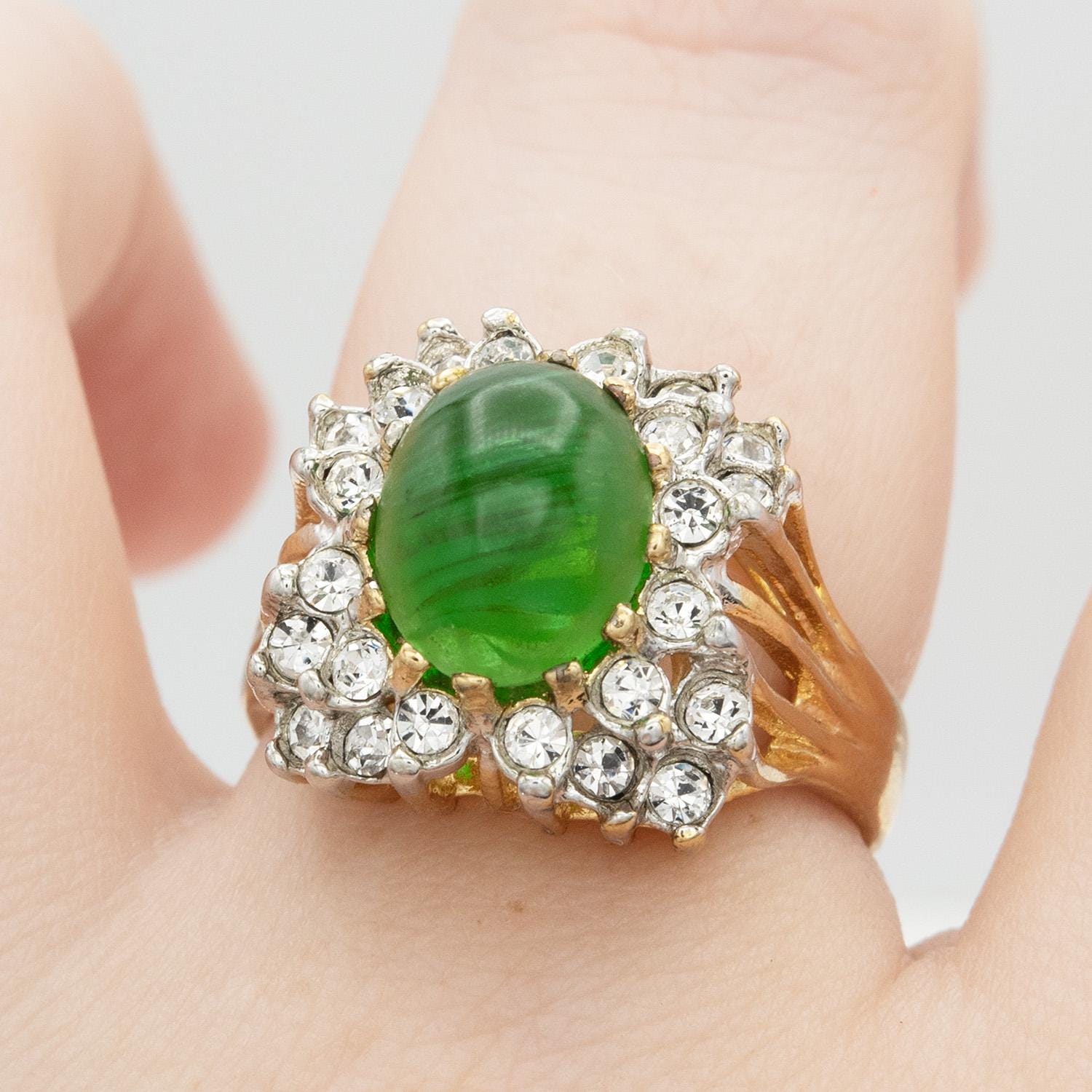 Vintage Emerald Green Crystal Cabochon & Clear Austrian Crystal Ring – 18kt Yellow Gold Electroplate jewelry image 1