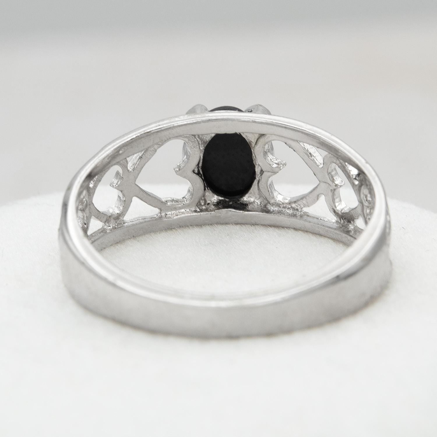 Vintage Genuine Onyx Heart Cutout Band Ring – 18k White Gold Electroplated jewelry image 1