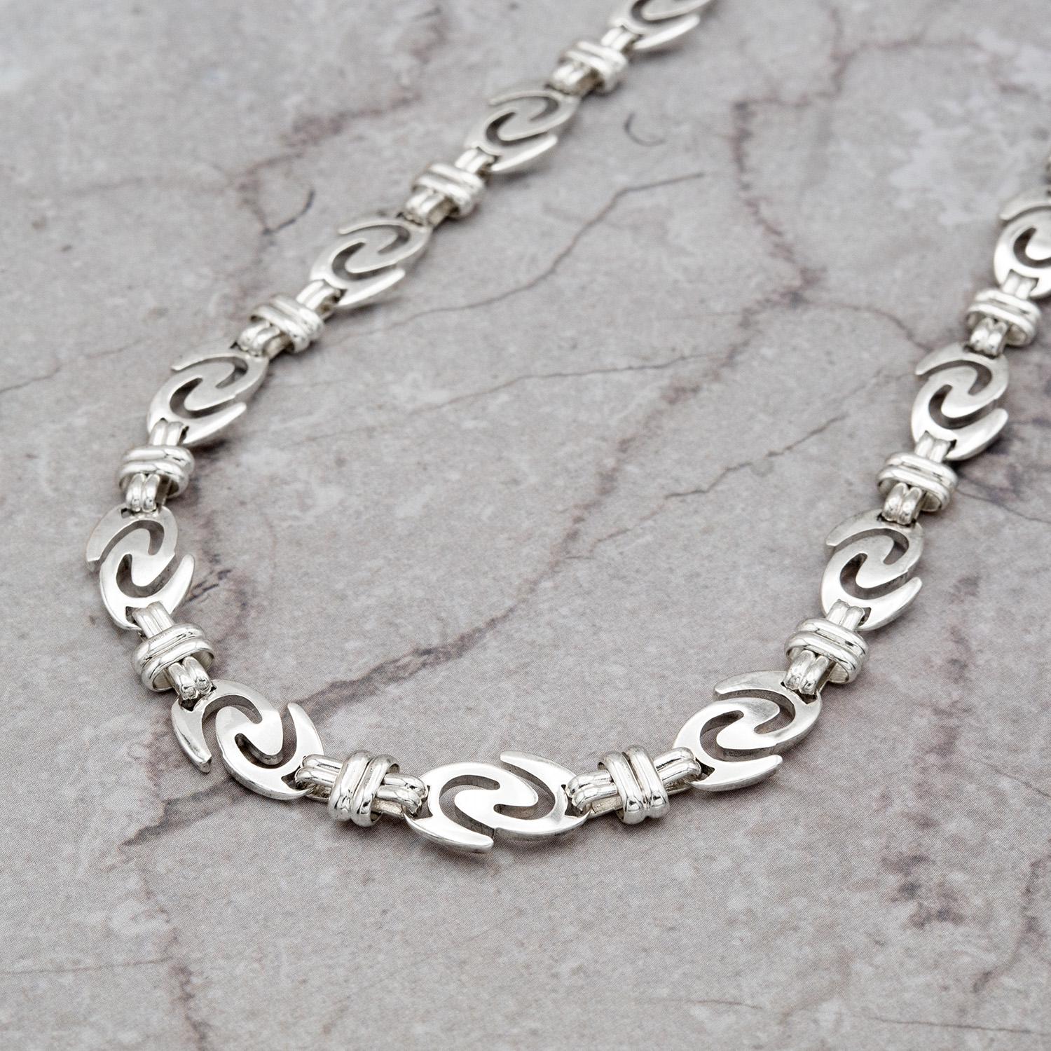 Vintage Oscar de la Renta Silver Tone "O" Insignia Logo Link Necklace jewelry image 1