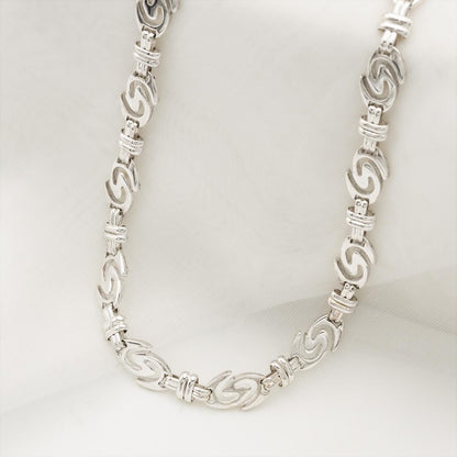 Vintage Oscar de la Renta Silver Tone "O" Insignia Logo Link Necklace jewelry image 1