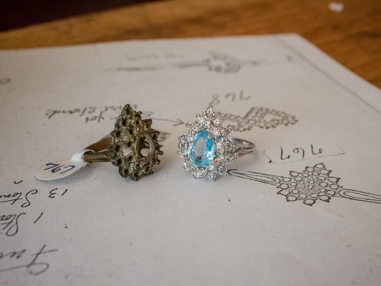 Vintage Victorian Style Aquamarine Austrian Crystal Cocktail Ring - 18k Gold Electroplated jewelry image 1