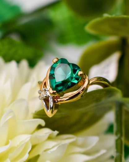 Vintage Emerald Austrian Crystal Heart Ring – 18kt Yellow Gold Electroplated – Made in USA jewelry image 1