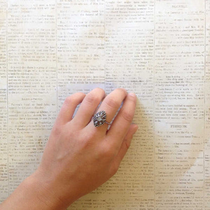 Vintage Jewelry Women's Austrian Crystal Cocktail Ring in 18k White or Yellow Gold Electroplate