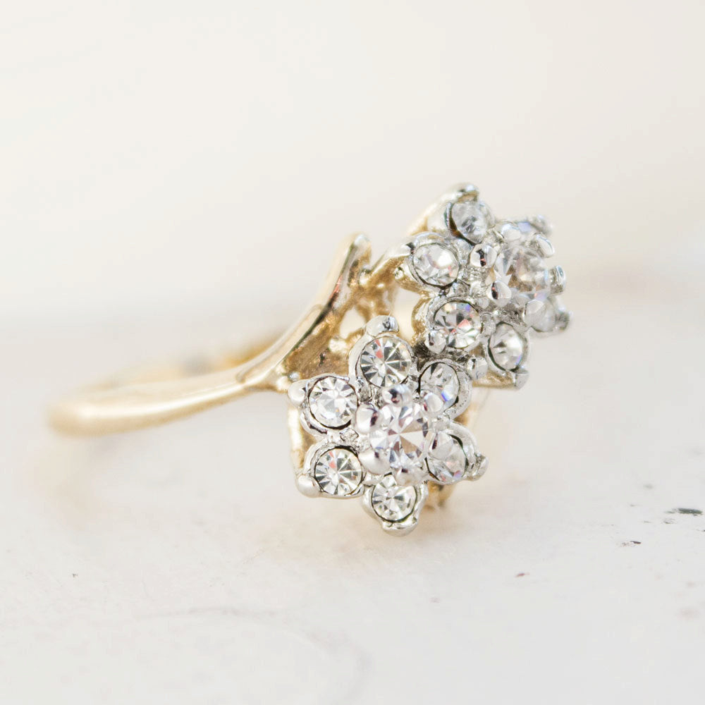 Women's Vintage 1970s Star Flower Cluster Ring set with Genuine Ruby or Austrian Crystals Made in USA