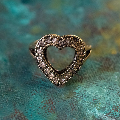 Vintage Ring Clear Austrian Crystal Heart Ring Antique 18k Gold  R17562