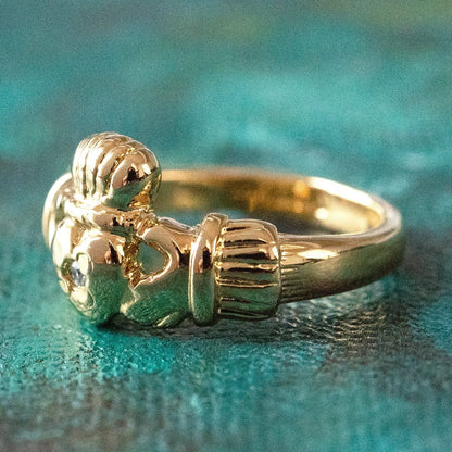 Vintage Jewelry Clear Austrian Crystal Claddagh Ring 18k Yellow Gold Electroplated Made in the USA