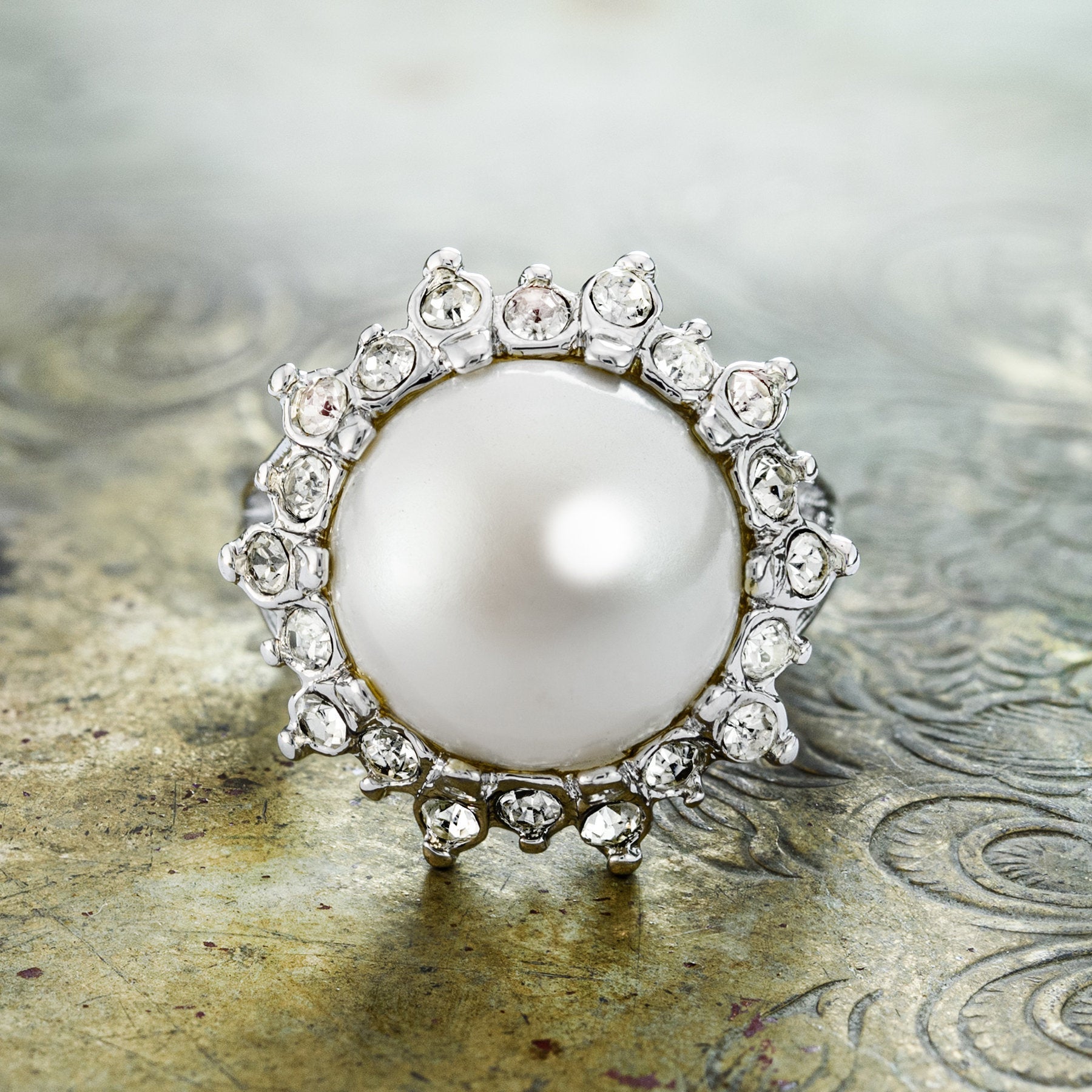 vintage-pearl-bead-Austrian-crystal-ring-white-gold-plated