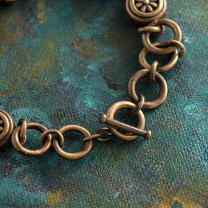 Vintage Oscar De La Renta 7.5" Antiqued Gold Tone Bracelet with Glass Beads Size: AG