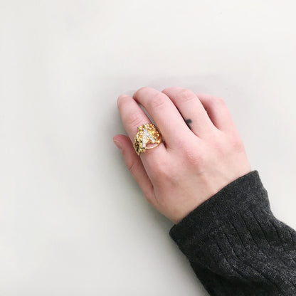 Vintage 1970s Horse Head Ring with Austrian Crystals Accents 18k Gold Electroplated Made In USA Size: 10