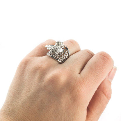Vintage Ring Bee Ring Clear Swarovski Crystals 18kt White Gold Silver Antique Womans Jewelry #R193 Size: 8