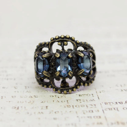 Vintage Ring Austrian Crystal Cocktail Ring Antique 18k Gold Womans Jewelry