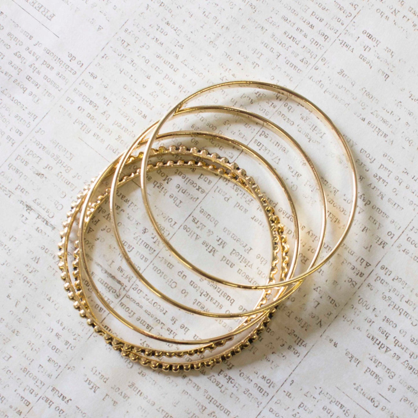 Vintage Oscar De La Renta Signed Large Antique Gold Tone Ball Textured Hoop Earrings jewelry image 1