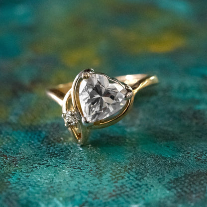 Vintage Jewelry Emerald Austrian Crystal Heart Ring 18k Yellow gold Electroplated Made in the USA