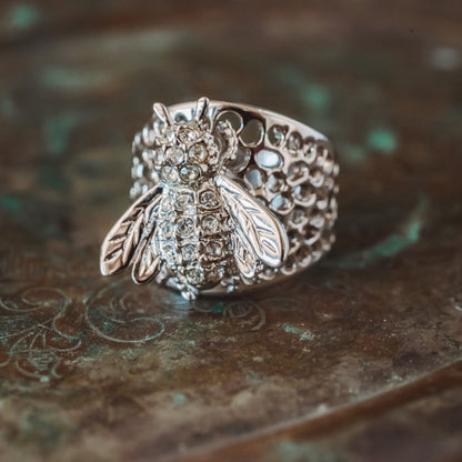 Vintage Ring Bee Ring Clear Swarovski Crystals 18kt White Gold Silver Antique Womans Jewelry #R193 Size: 8