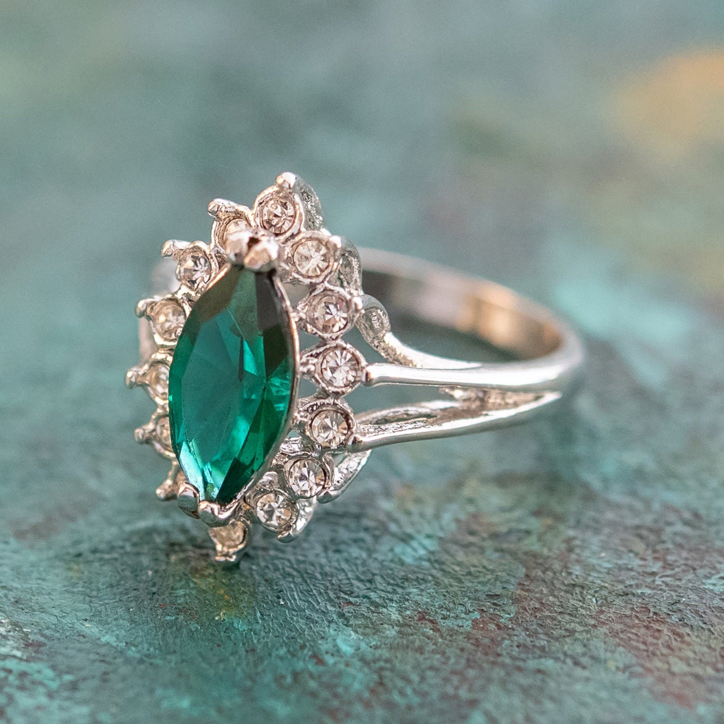 Vintage Emerald and Clear Swarovski Crystals 18k White Gold Electroplated Ring May Birthstone R1891 Size 8