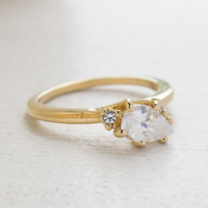 Vintage 18K Yellow Gold Electroplated Ring with Cubic Zirconia and Austrian Crystals – Made in USA jewelry image 1