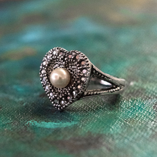 Vintage Ring Pearl and Swarovski Crystal Heart Ring Antique 18k White Gold Silver Womans Jewelry R1757