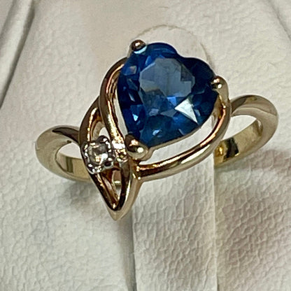Vintage Ring Cubic Zirconia or Austrian Crystal Heart Ring 18k Gold  Electroplated Love Engagement Womens RingR2339