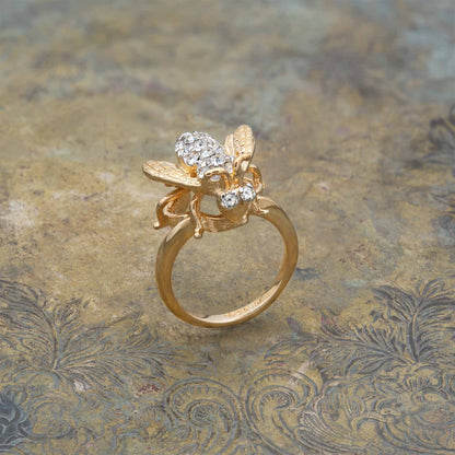 Emerald Eyes Bee Ring