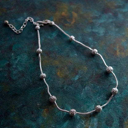 Vintage Oscar De La Renta 16 Inch White Gold Beaded Wheat Chain Necklace with 3 Inch Extender Size: S110