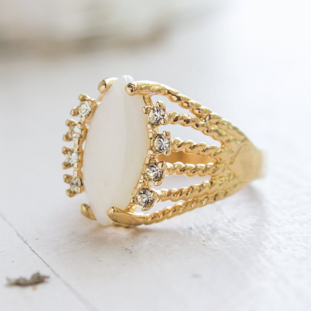 Vintage Ring Genuine Opal Ring Filigree Style 18k Gold Made in the USA #R574 - Limited Stock - Never Worn