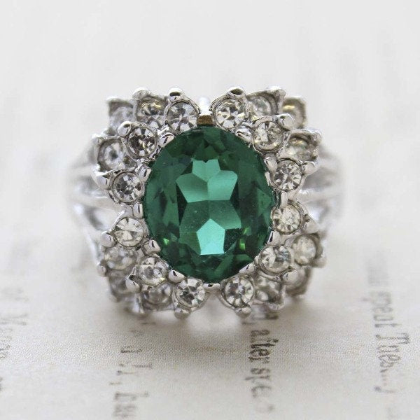 Vintage Ring Emerald and Clear Swarovski Crystal Cocktail Ring 18k White Gold Silver Antique Engagement R199 - Limited Stock - Never Worn
