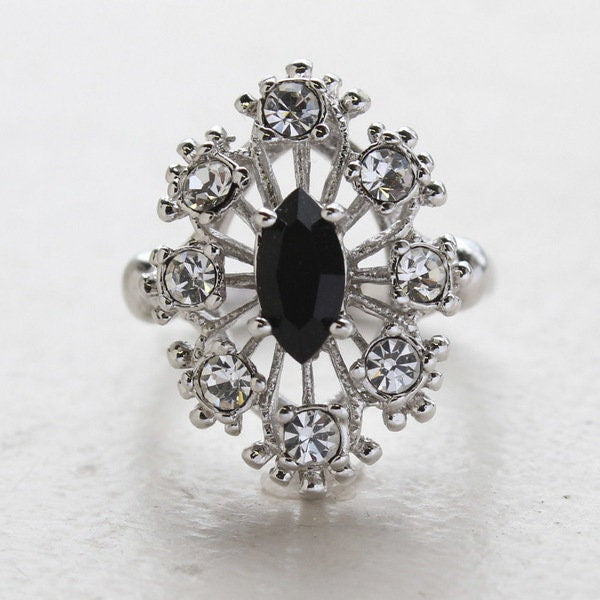 Vintage Ring Black and Clear Swarovski Crystal Cocktail Ring 18k White Gold Silver  R250 - Limited Stock - Never Worn