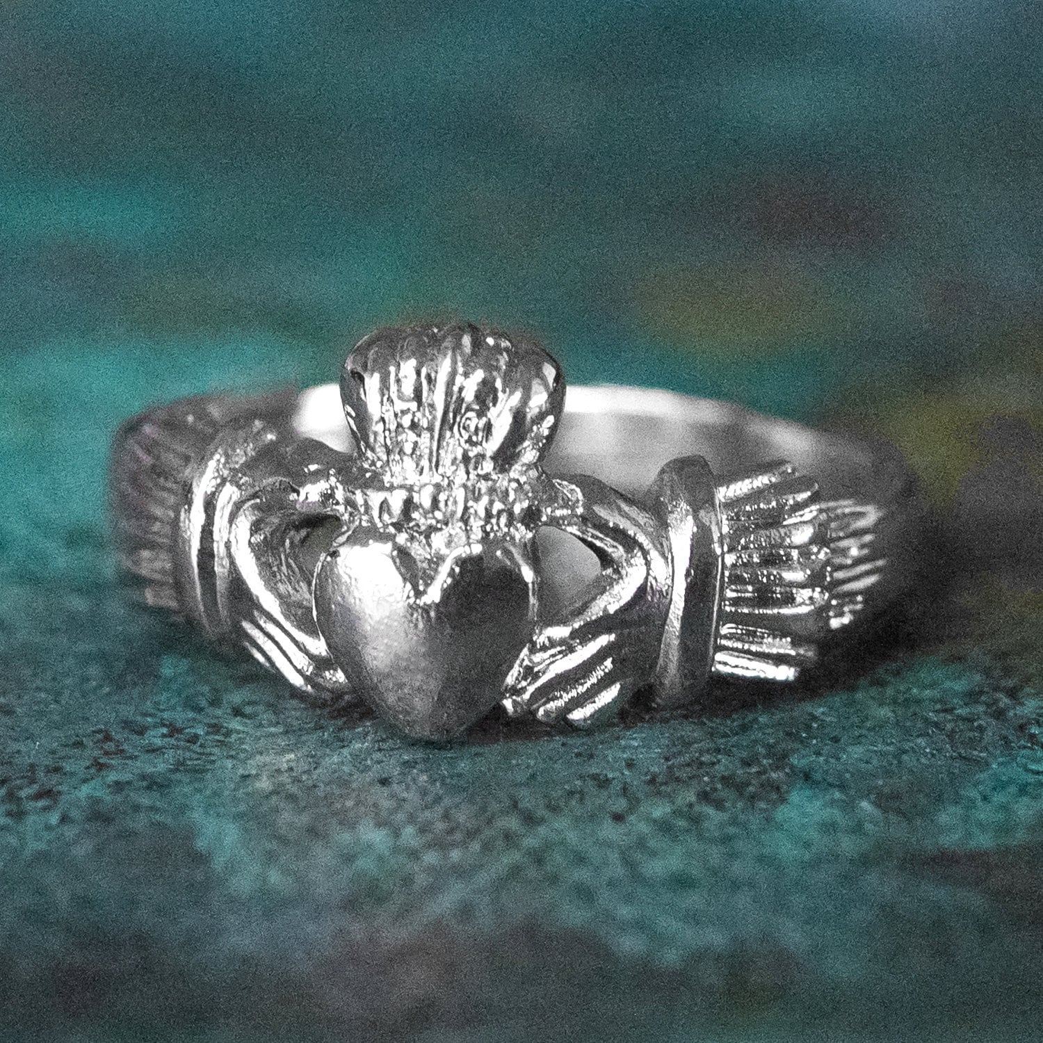 Vintage 1970s Irish Claddagh Ring - 18k White Gold Electroplated - Made in USA jewelry image 1