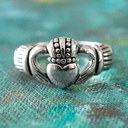 Vintage 1970s Irish Claddagh Ring - 18k White Gold Electroplated - Made in USA jewelry image 1