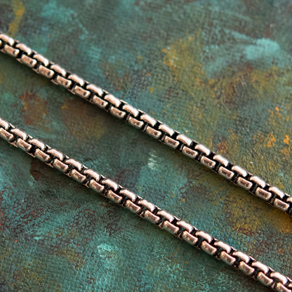 Vintage Designer Oscar de la Renta Long Pendant Antique Necklace 30 Inches Basket Weave Design OSN-LDSK - Limited Stock - Never Worn