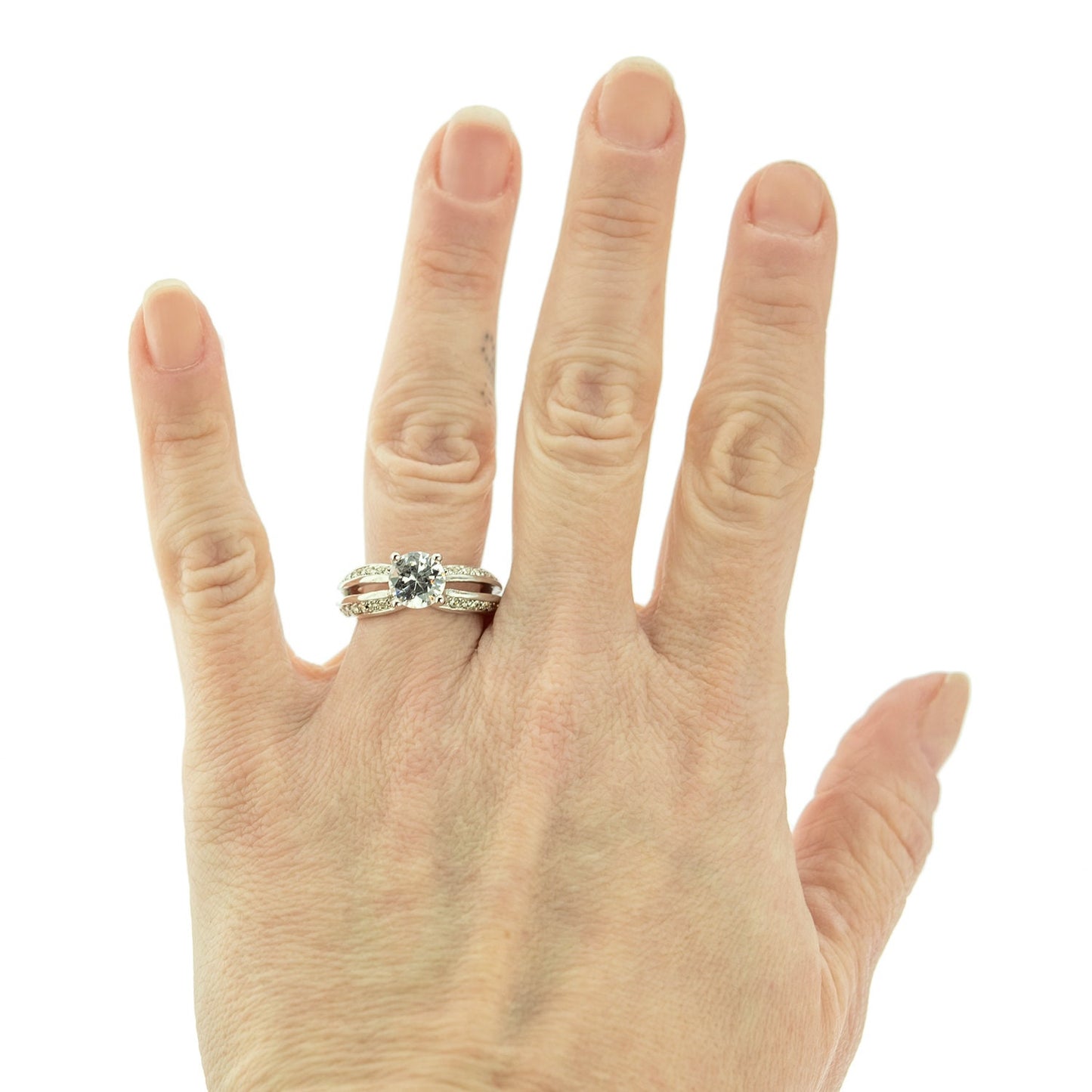 Vintage Ring Clear Cubiz Zirconia Solitaire Engagement Style Ring 1ct. Weight 18k White Gold Silver Electorplate #R2757-CCZW