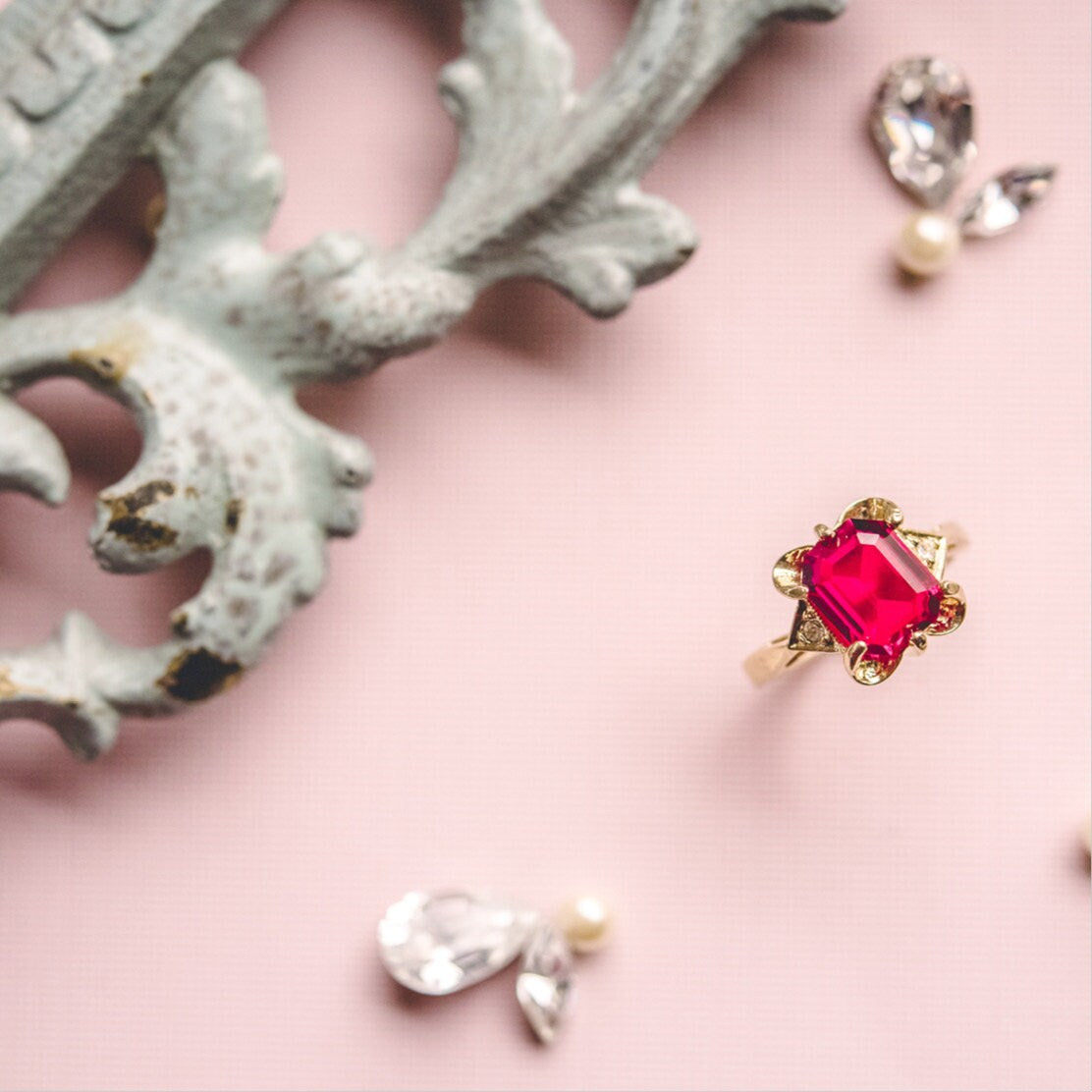 Vintage Ring Emerald Cut Ruby Swarovski Crystal 18k White Gold Silver Ring R1377 - Limited Stock - Never Worn