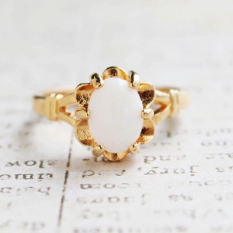 Vintage Ring 1970s Genuine Opal Solitaire Ring Antique 18k Gold October Birthstone Opals Jewelry Woman Handmade #R555 - Never Worn