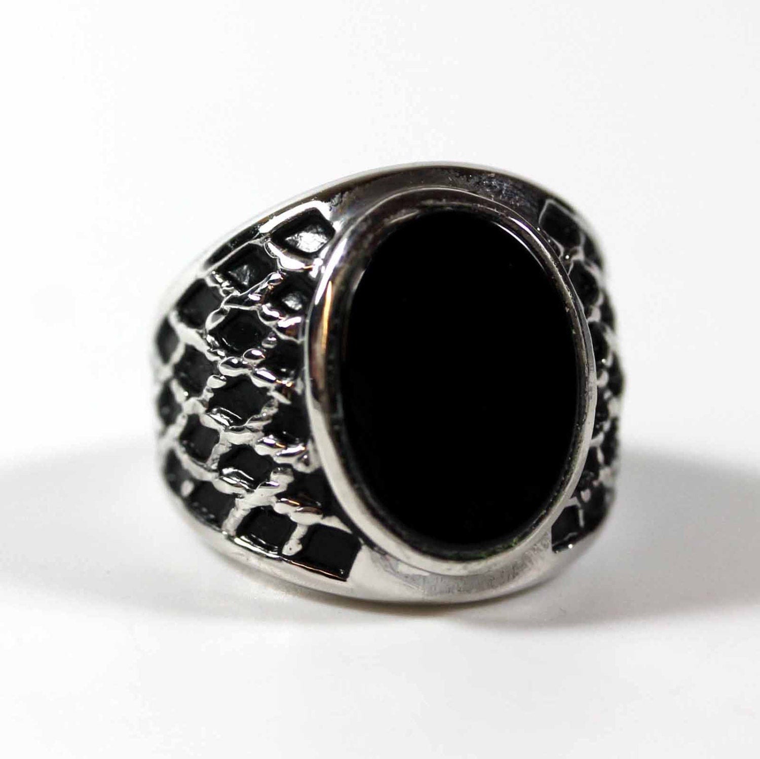 Vintage 1980s Mens Genuine Onyx Antiqued Rhodium Plated Silver Tone Ring Unisex Made in USA New Old Stock #R1052