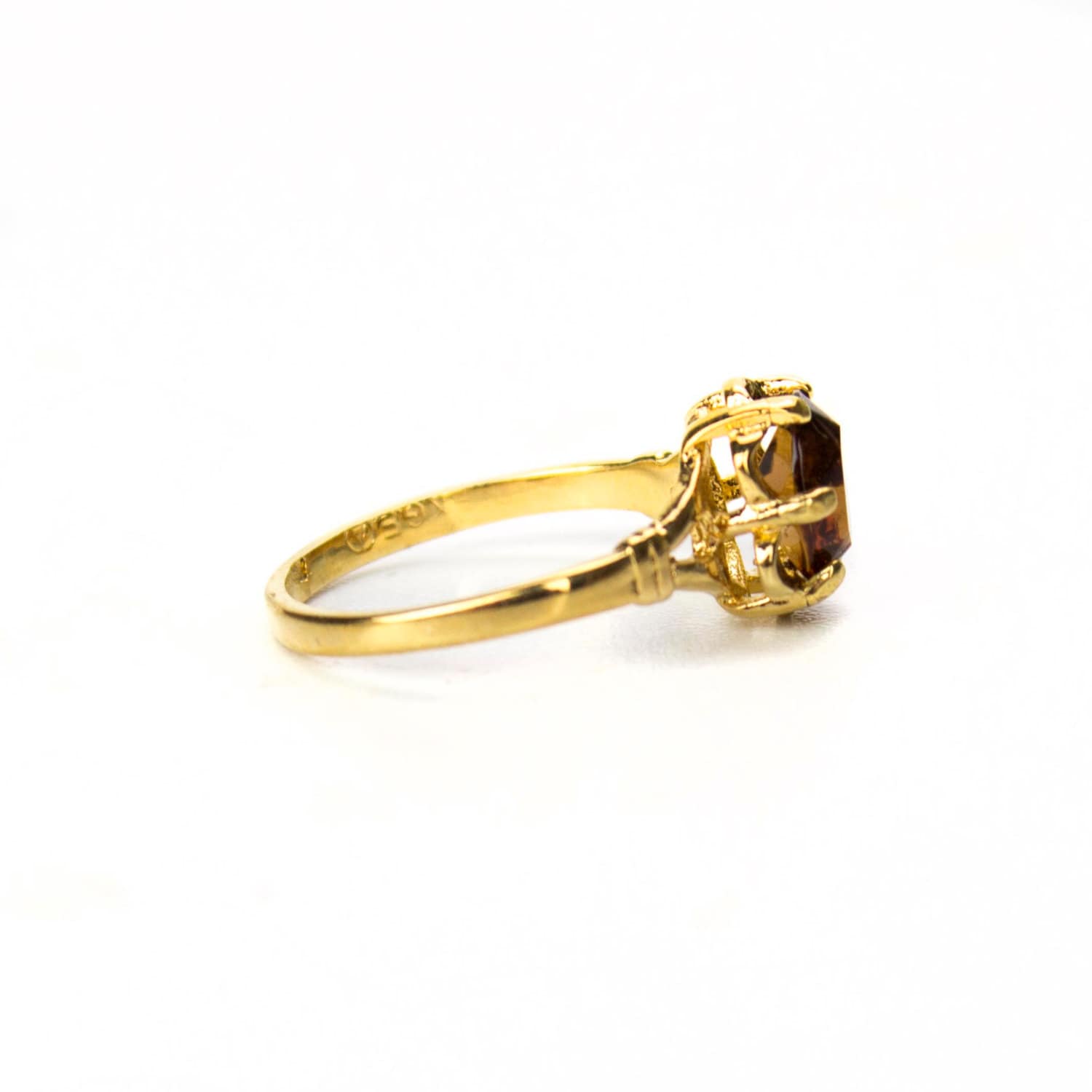 Vintage Ring 1970s Smoky Topaz Solitaire Ring 18k Gold November Birthstone Antique Womans Jewlery #R555 - Limited Stock - Never Worn
