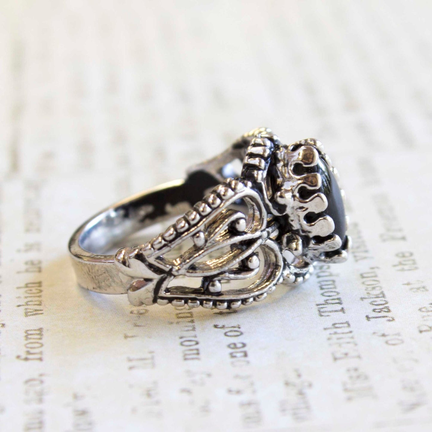 Vintage Ring Genuine Onyx Filigree Style 18k White Gold Silver Ring #R144 - Limited Stock - Never Worn