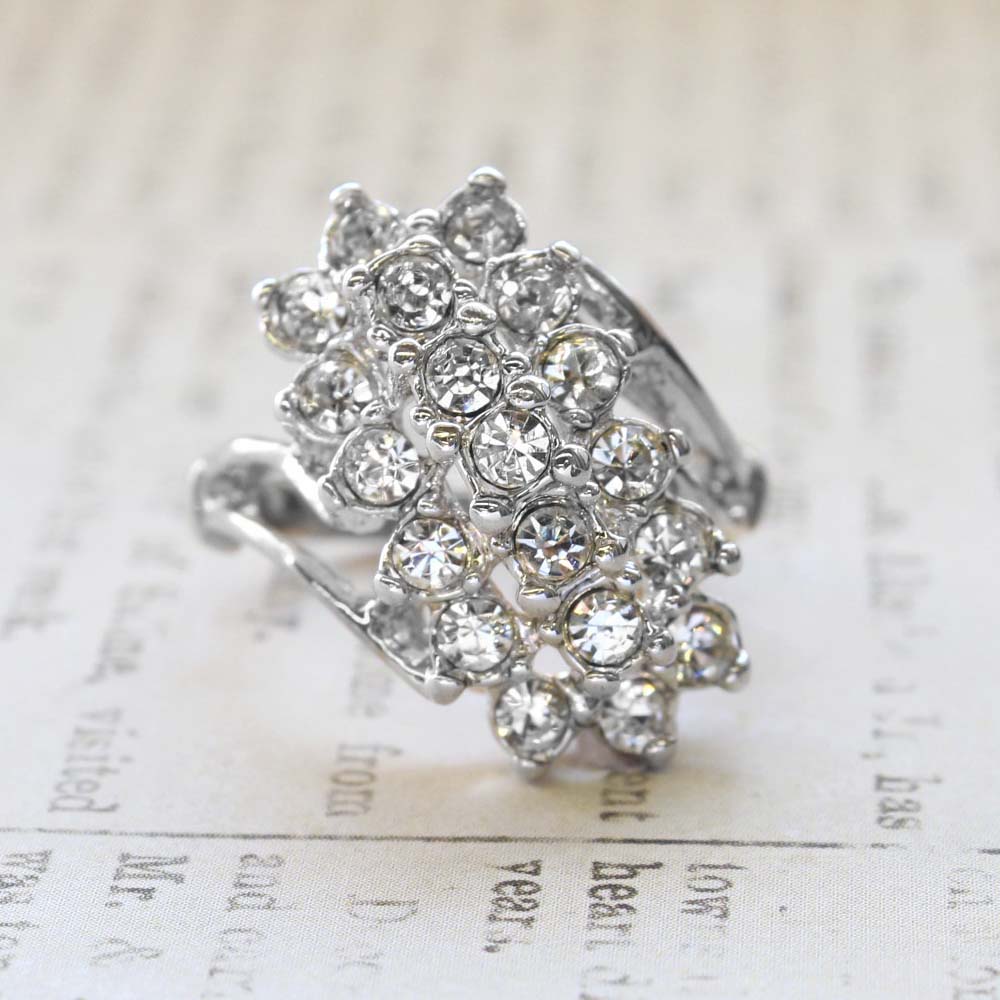 Vintage 1980s Clear Crystal Cocktail Cluster Ring - 18kt White Gold Electroplated - Made in USA jewelry image 1