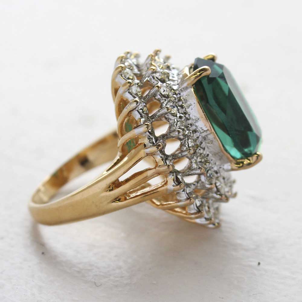 Vintage Jewelry Emerald Cubic Zirconia and Clear Crystal Cocktail Ring in 18kt Gold Electroplate Made in the USA