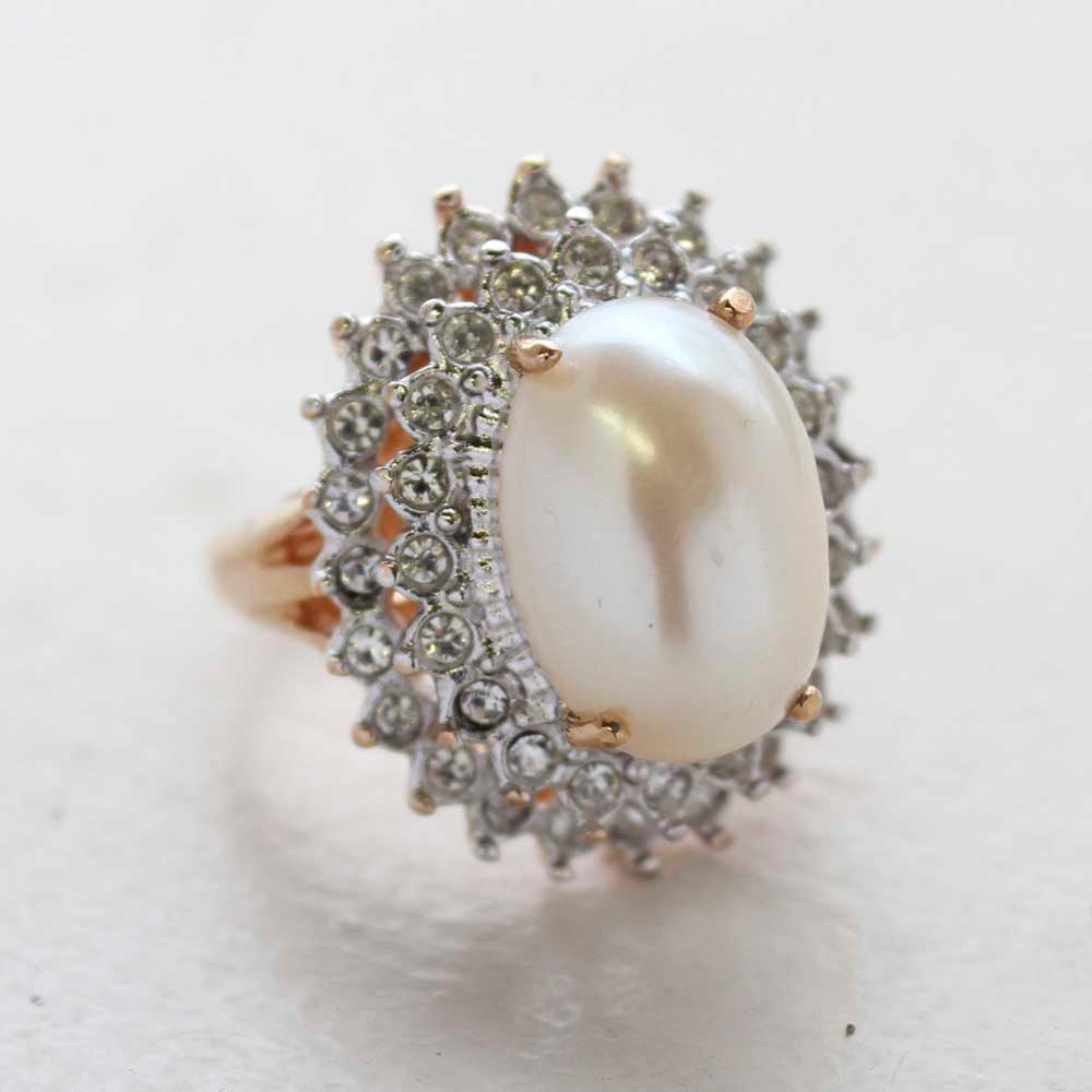 Vintage Faux Pearl and Clear Austrian Crystal Cocktail Ring in 18kt Gold Electroplate jewelry image 1